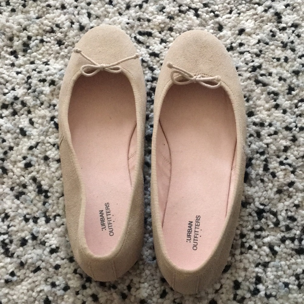 Urban Outfitters ballerinas